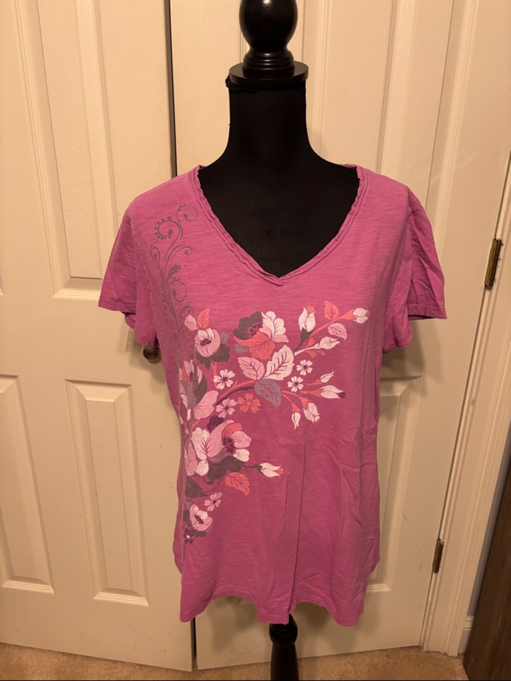 Eddie Bauer Bundle of 2 T-Shirts - Picture 2 of 9